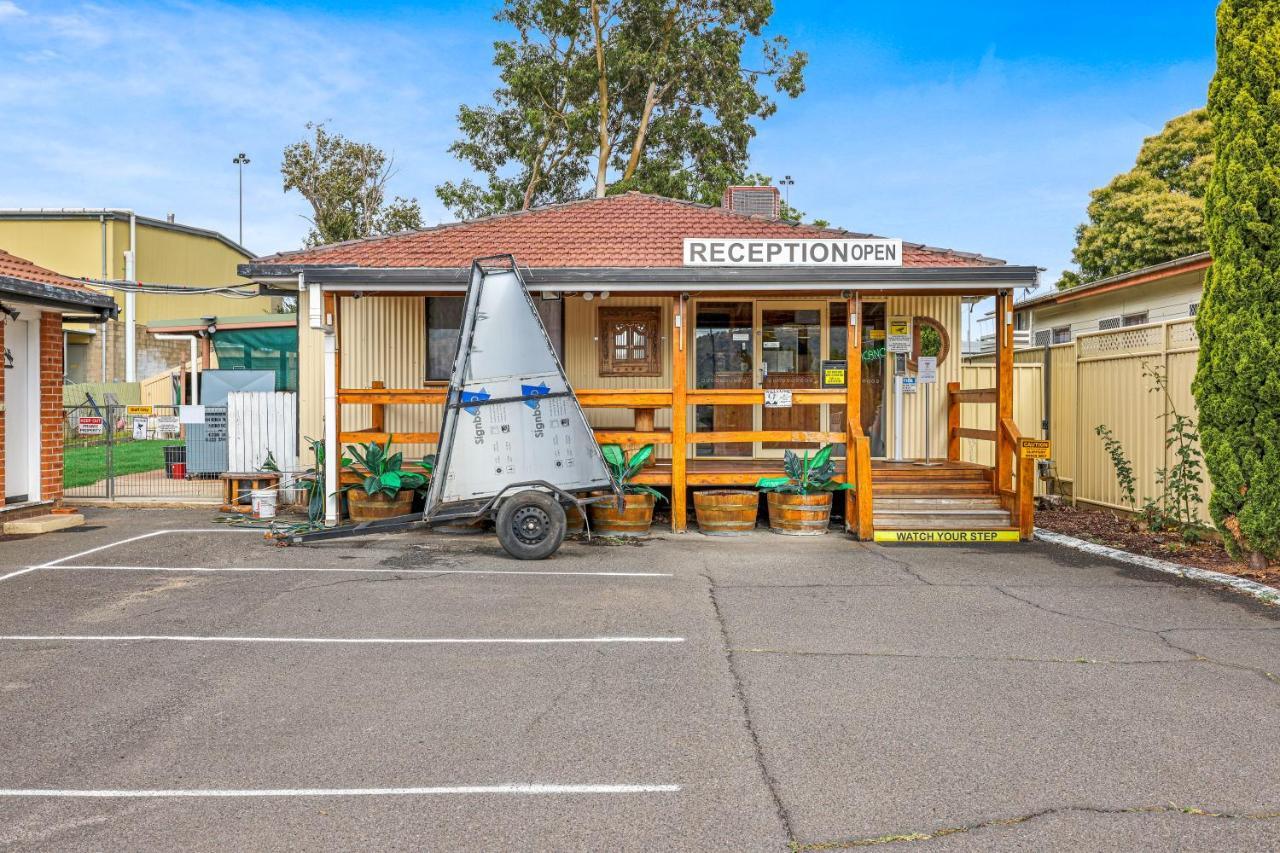 Tamworth Lodge Motel מראה חיצוני תמונה